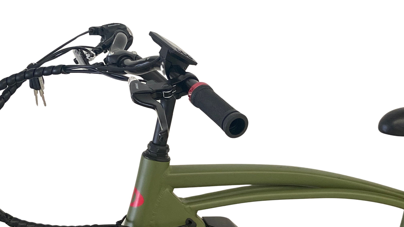 E-bike Ciclismo Hokkaido Akita Recta Verde